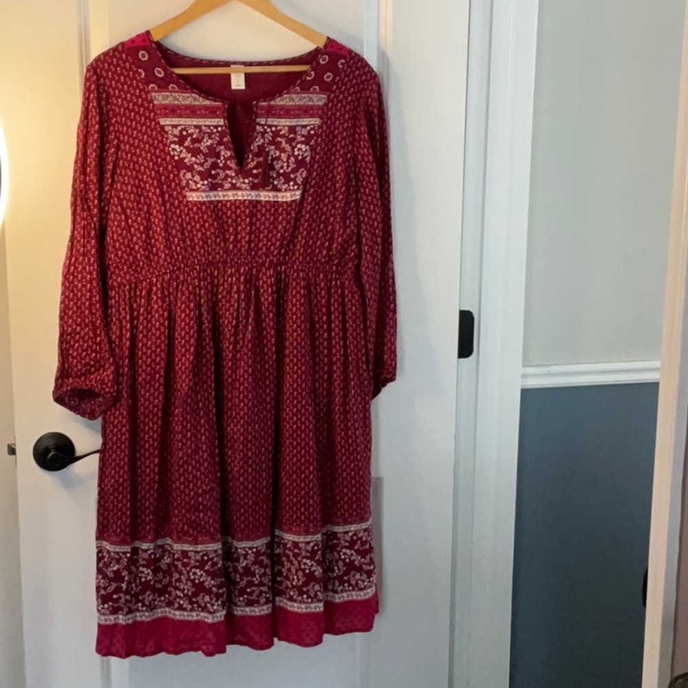 Old Navy Maternity Dress